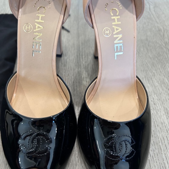 Chanel nude and black pumps. Size 36 - Picture 4 of 7